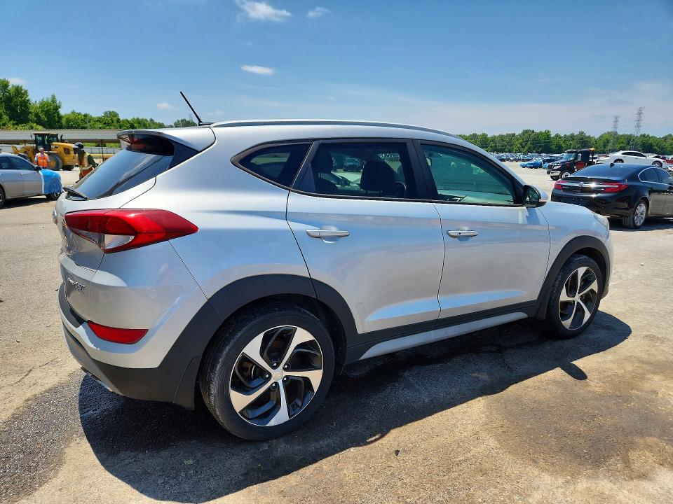 Продаж на аукціоні авто 2017 Hyundai Tucson, vin: KM8J33A20HU406471, номер лоту: 58373086