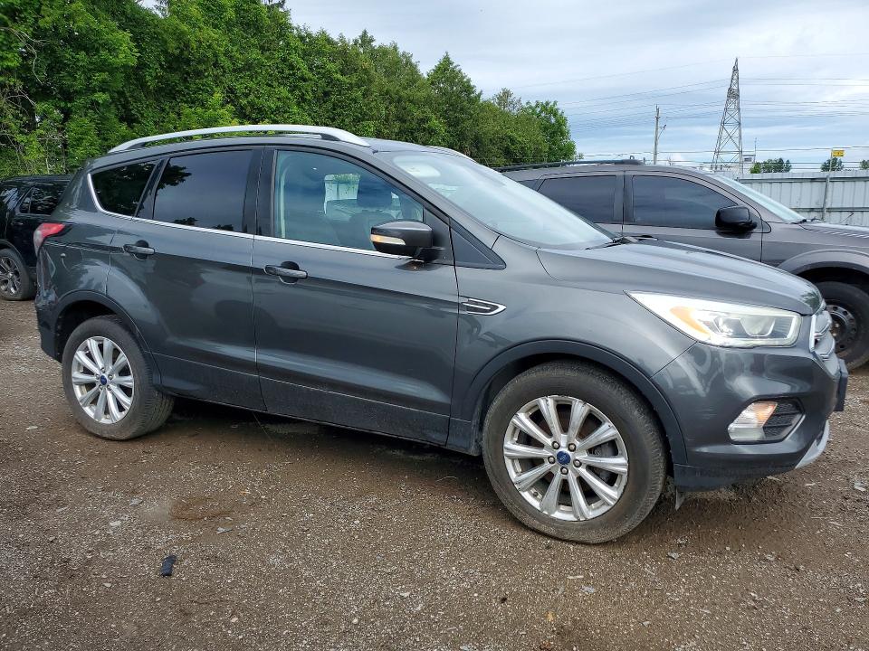 57558766 :رقم المزاد ، 1FMCU9J93HUD88117 vin ، 2017 Ford Escape مزاد بيع