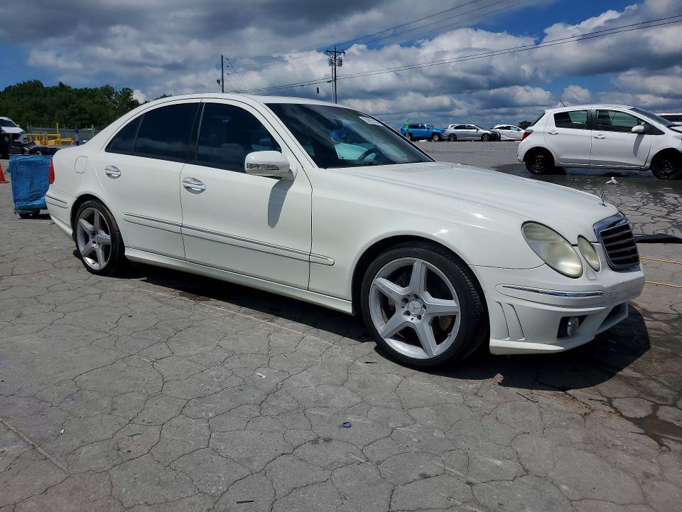 57905106 :رقم المزاد ، WDBUF72X19B377343 vin ، 2009 Mercedes-benz E مزاد بيع