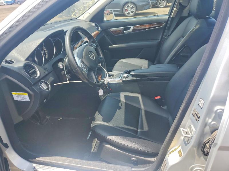 2013 Mercedes-benz C მანქანა იყიდება აუქციონზე, vin: WDDGF8AB9DR246337, აუქციონის ნომერი: 56312906