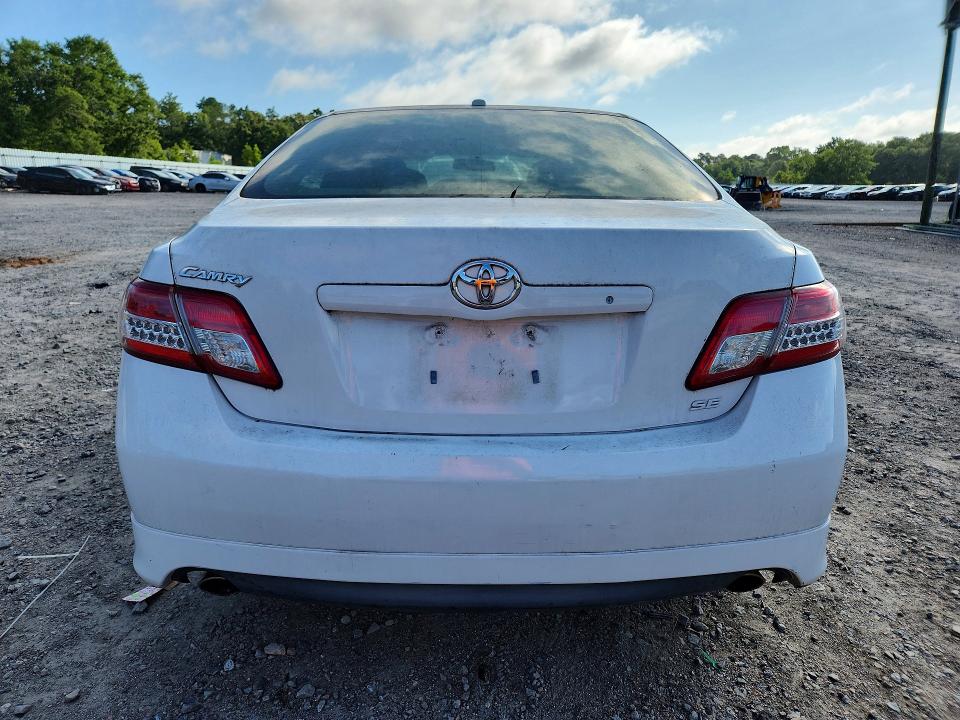 57764186 :رقم المزاد ، 4T1BF3EK6BU589386 vin ، 2011 Toyota Camry مزاد بيع