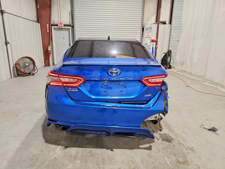 2019 Toyota Camry მანქანა იყიდება აუქციონზე, vin: 4T1B61HK5KU241076, აუქციონის ნომერი: 55952886