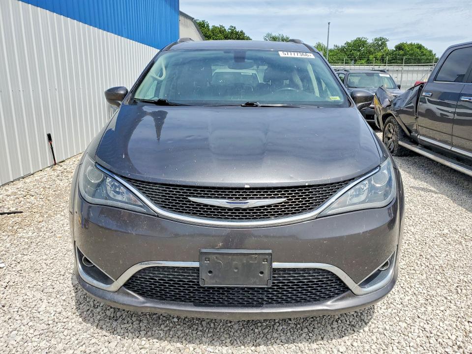Продажа на аукционе авто 2017 Chrysler Pacifica, vin: 2C4RC1EG4HR850693, номер лота: 57777366