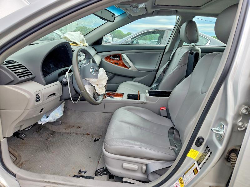 57871796 :رقم المزاد ، 4T1BF3EKXBU212852 vin ، 2011 Toyota Camry مزاد بيع
