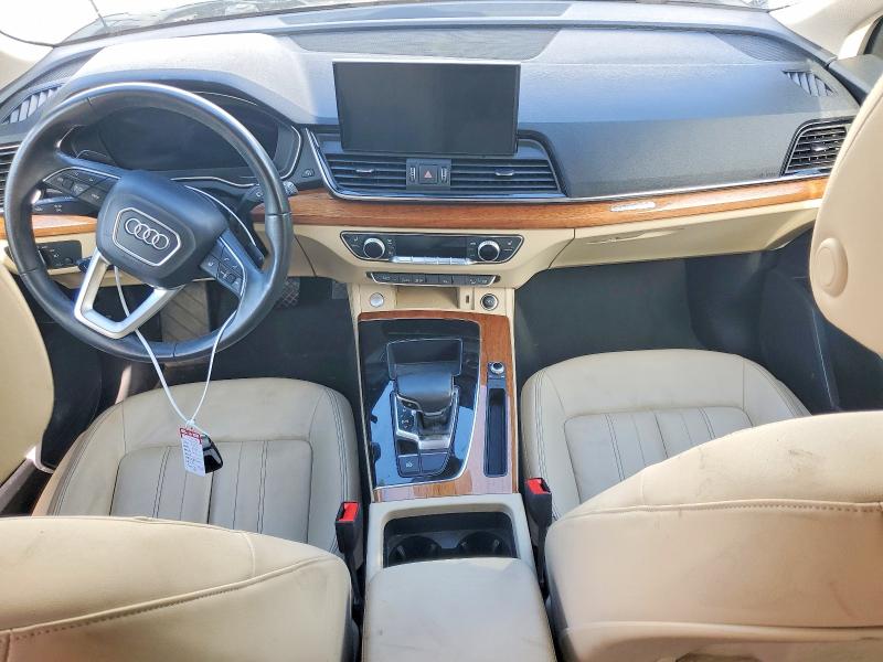 56041496 :رقم المزاد ، WA1EAAFY3N2111816 vin ، 2022 Audi Q5 مزاد بيع