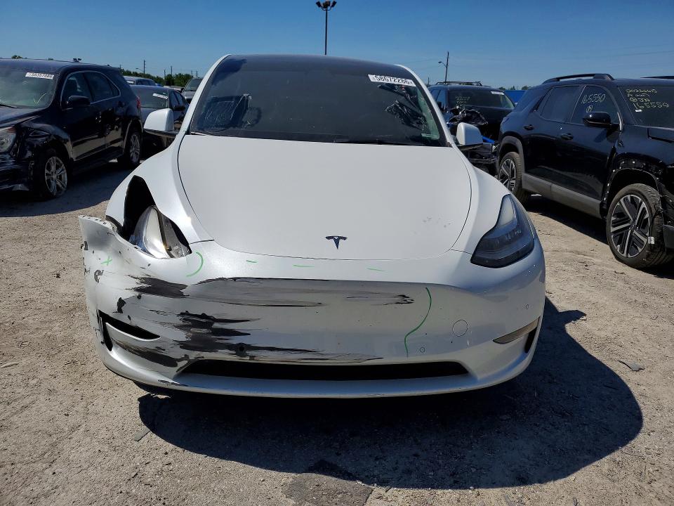Auction sale of the 2022 Tesla Model Y, vin: 7SAYGDEE2NF413284, lot number: 58672286