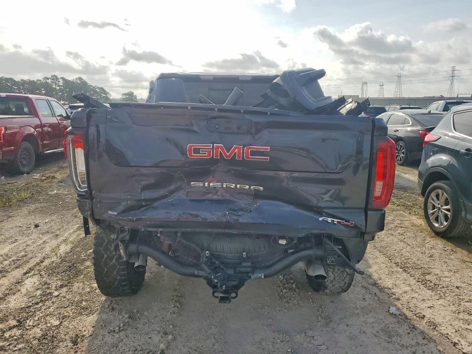 55680036 :رقم المزاد ، 1GTUUEET1NZ618999 vin ، 2022 Gmc Sierra مزاد بيع