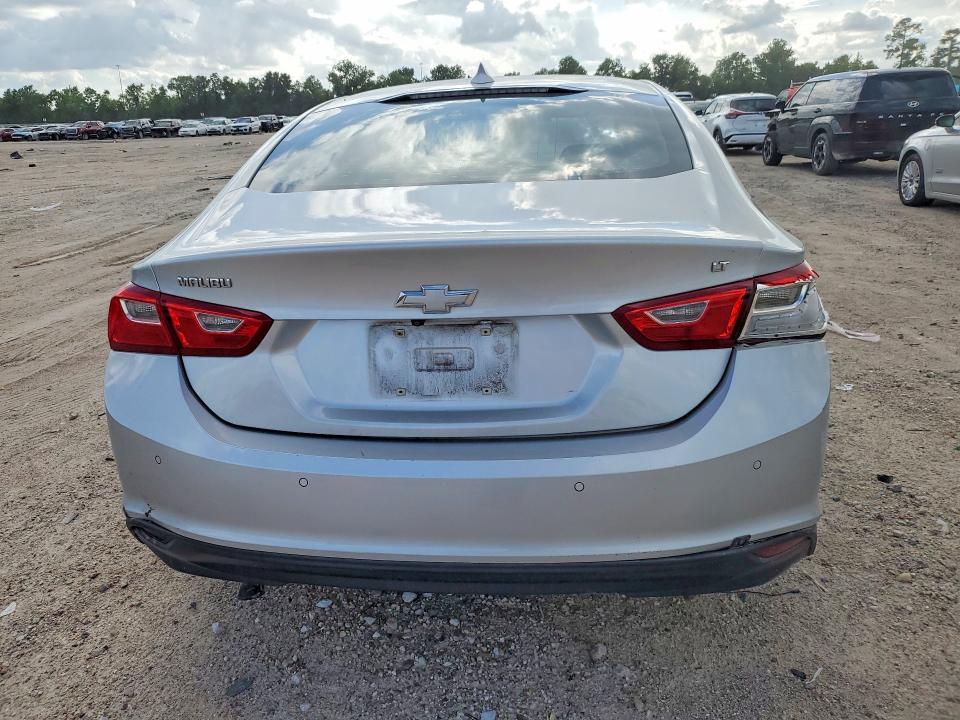 Продажа на аукционе авто 2018 Chevrolet Malibu, vin: 1G1ZD5ST5JF279890, номер лота: 57066056