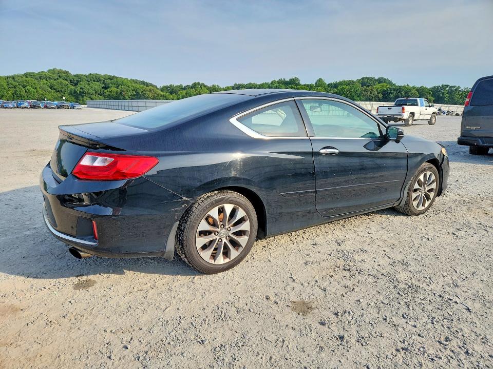 Продаж на аукціоні авто 2015 Honda Accord, vin: 1HGCT1B77FA000215, номер лоту: 57907406
