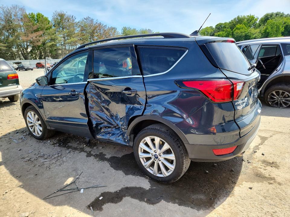 Продажа на аукционе авто 2019 Ford Escape, vin: 1FMCU9HD6KUA01139, номер лота: 56074816