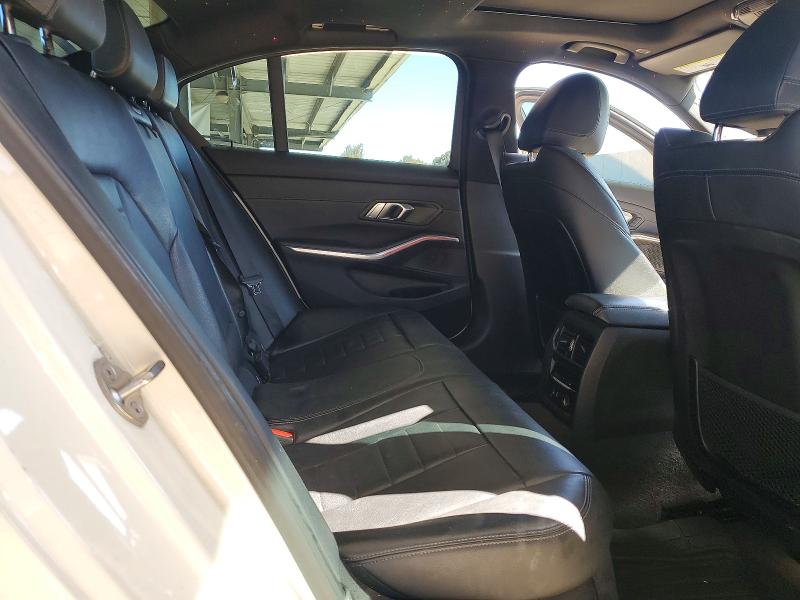 57072196 :رقم المزاد ، WBA5R1C50KAJ99277 vin ، 2019 Bmw 3 Series مزاد بيع