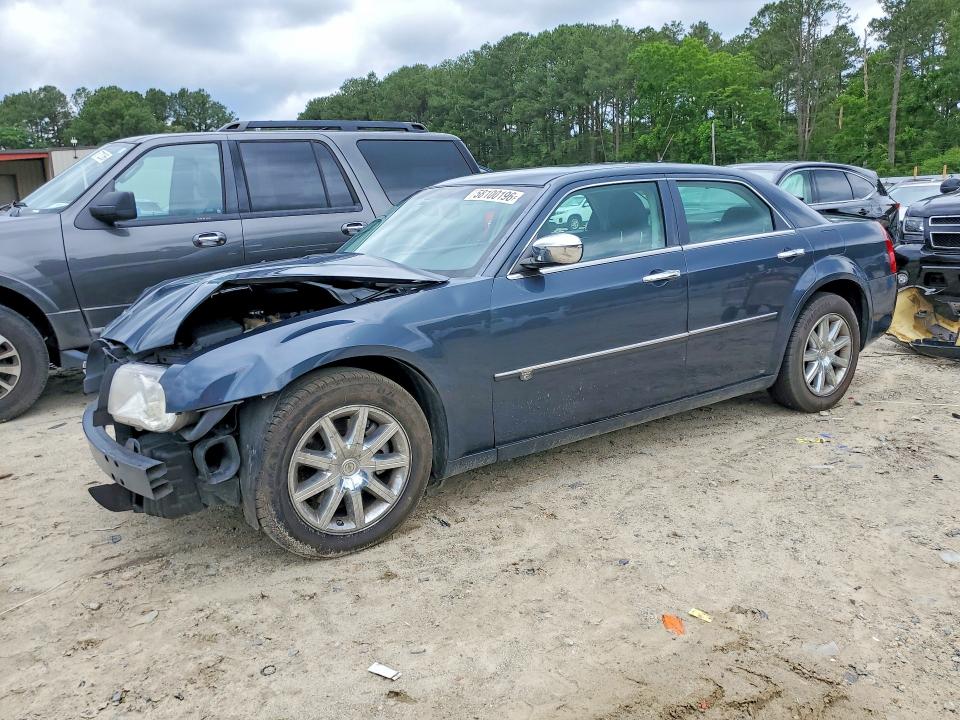 58100196 :رقم المزاد ، 2C3KA63H98H119137 vin ، 2008 Chrysler 300c مزاد بيع