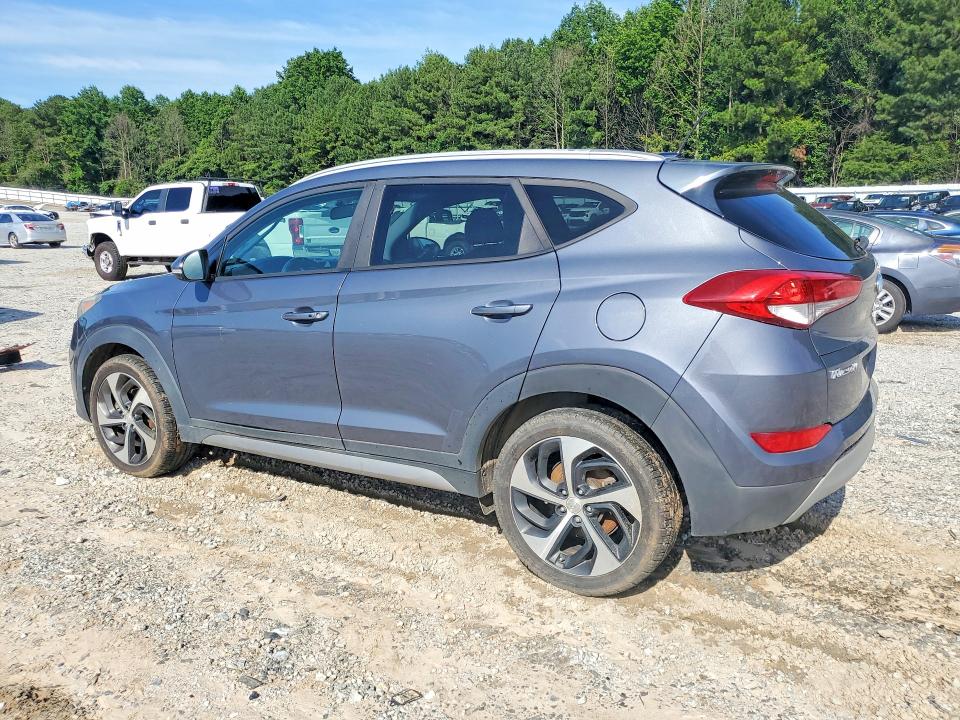 2017 Hyundai Tucson მანქანა იყიდება აუქციონზე, vin: KM8J3CA25HU335980, აუქციონის ნომერი: 57689886