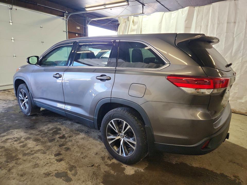 Продаж на аукціоні авто 2019 Toyota Highlander, vin: 5TDBZRFH6KS704994, номер лоту: 55720456
