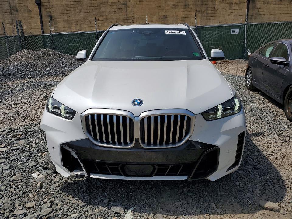 56082876 :رقم المزاد ، 5UX43EU05R9U15631 vin ، 2024 Bmw X5 مزاد بيع