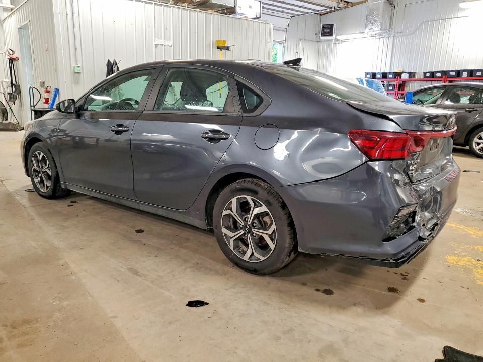 2020 Kia Forte მანქანა იყიდება აუქციონზე, vin: 3KPF24AD1LE238657, აუქციონის ნომერი: 57411606