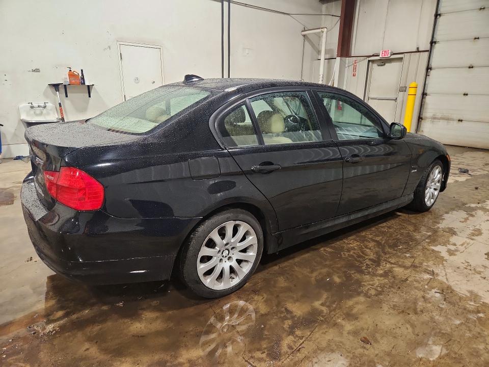 58459656 :رقم المزاد ، WBAPK5G57BNN81992 vin ، 2011 Bmw 328 مزاد بيع