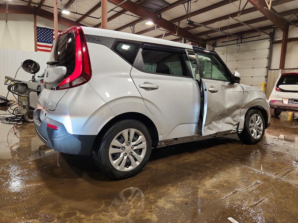 2021 Kia Soul მანქანა იყიდება აუქციონზე, vin: KNDJ23AU9M7740127, აუქციონის ნომერი: 56757756