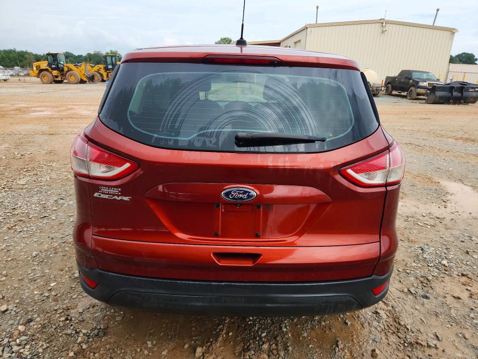2014 Ford Escape მანქანა იყიდება აუქციონზე, vin: 1FMCU0F78EUE57737, აუქციონის ნომერი: 56672506