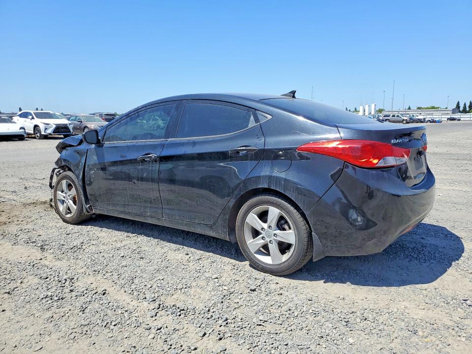 55584776 :رقم المزاد ، KMHDH4AE2DU972317 vin ، 2013 Hyundai Elantra مزاد بيع