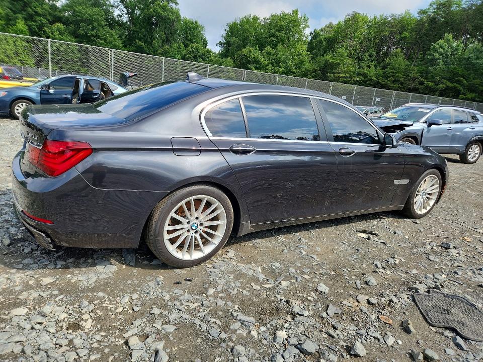 57398226 :رقم المزاد ، WBAYF8C5XDD140270 vin ، 2013 Bmw 750 مزاد بيع