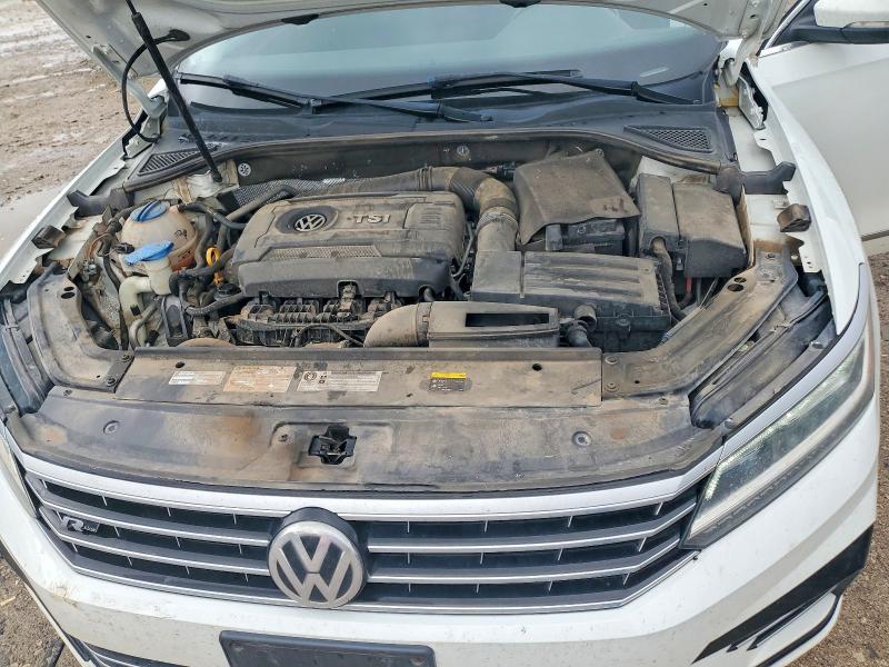 2017 Volkswagen Passat მანქანა იყიდება აუქციონზე, vin: 1VWDT7A30HC017866, აუქციონის ნომერი: 58732146