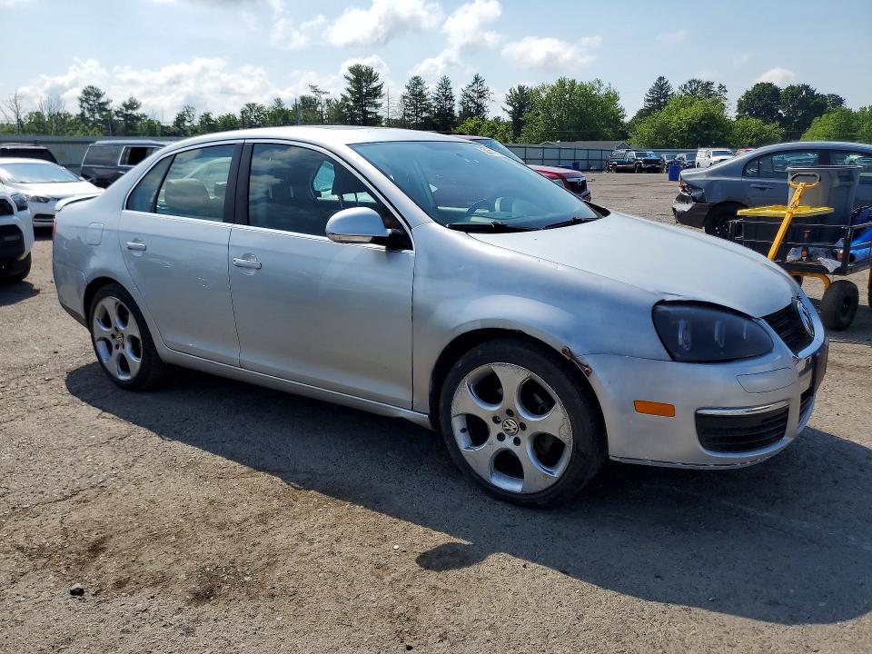 2010 Volkswagen Jetta მანქანა იყიდება აუქციონზე, vin: 3VWRZ7AJ3AM008554, აუქციონის ნომერი: 58717536