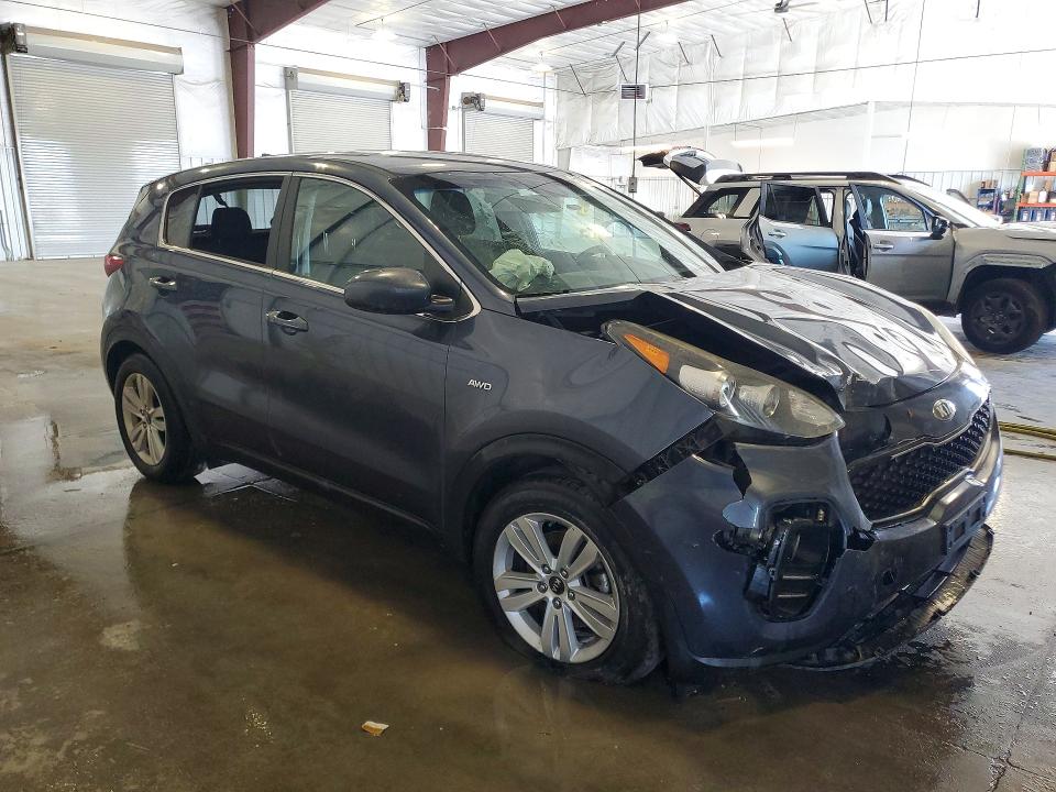 58005066 :رقم المزاد ، KNDPMCAC7J7346360 vin ، 2018 Kia Sportage مزاد بيع