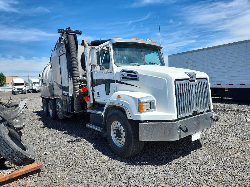 Auction sale of the 2020 Western Star/auto Car Conventional, vin: 5KKMAXDV2LLMG5695, lot number: 55447346