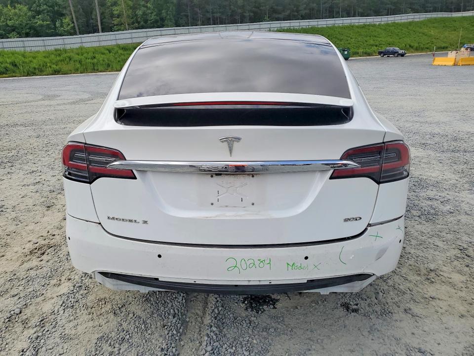 Продаж на аукціоні авто 2016 Tesla Model X, vin: 5YJXCAE20GF006978, номер лоту: 57563286