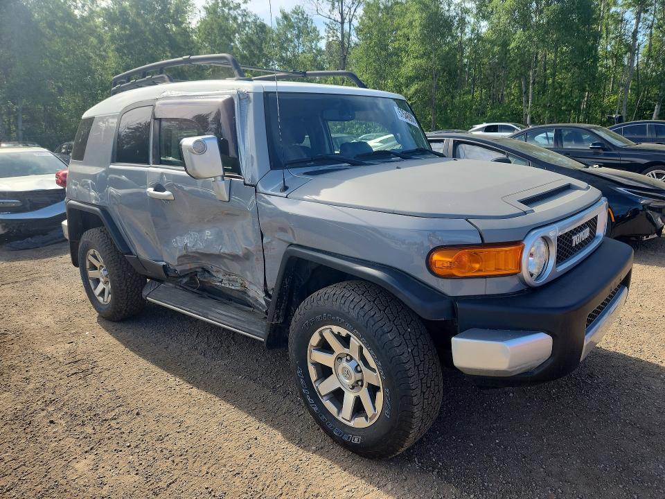 57546906 :رقم المزاد ، JTEBU4BF0EK179010 vin ، 2014 Toyota Fj Cruiser مزاد بيع