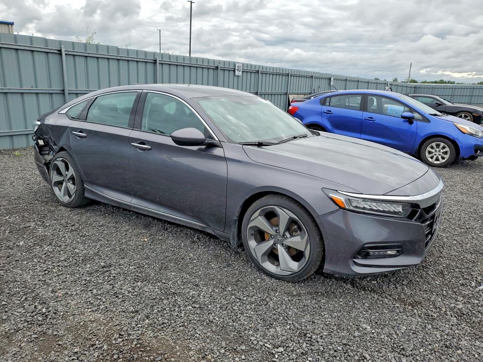 2018 Honda Accord მანქანა იყიდება აუქციონზე, vin: 1HGCV1F96JA808151, აუქციონის ნომერი: 57003736