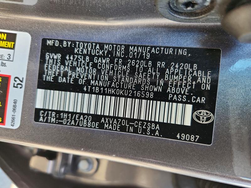 57492246 :رقم المزاد ، 4T1B11HK0KU216598 vin ، 2019 Toyota Camry مزاد بيع
