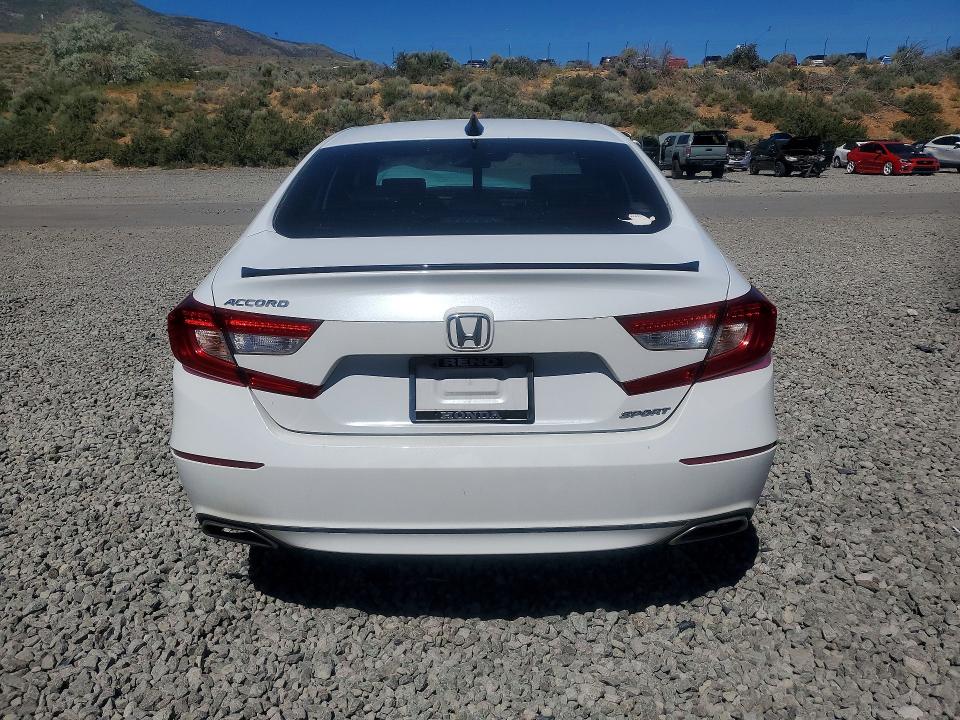 Продажа на аукционе авто 2022 Honda Accord, vin: 1HGCV1F32NA037947, номер лота: 56998626