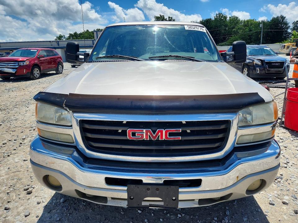 58529776 :رقم المزاد ، 1GTGK13U26F142076 vin ، 2006 Gmc Sierra مزاد بيع