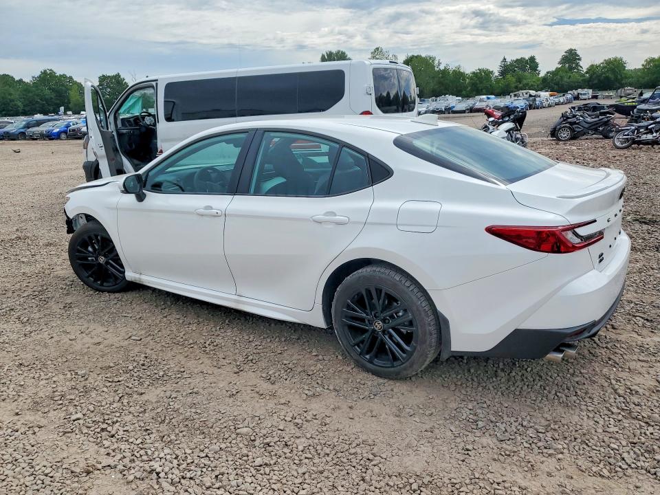58695446 :رقم المزاد ، 4T1DBADK1TU052968 vin ، 2026 Toyota Camry مزاد بيع
