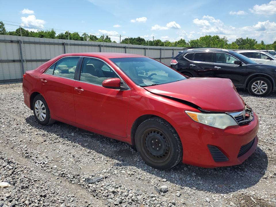 55507636 :رقم المزاد ، 4T1BF1FK5EU802996 vin ، 2014 Toyota Camry مزاد بيع