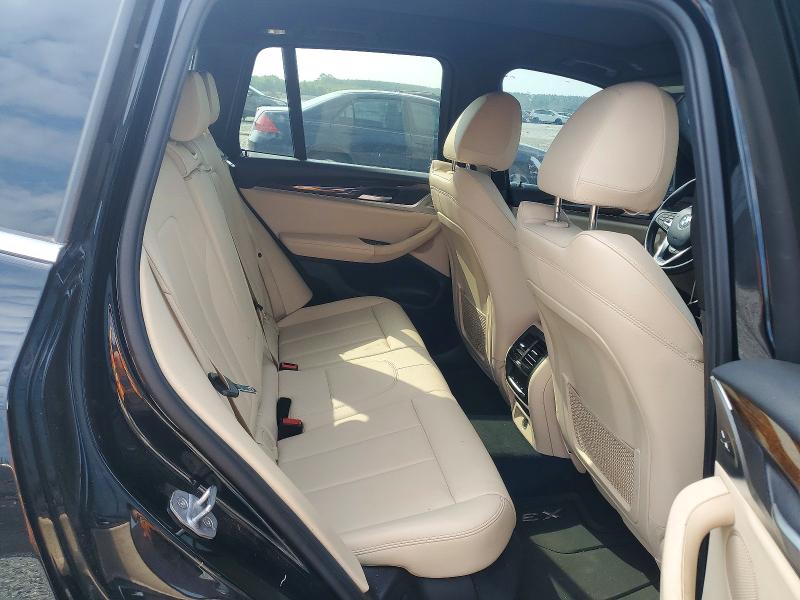 76293265 :رقم المزاد ، 5UXTR9C55JLD63376 vin ، 2018 Bmw X3 مزاد بيع