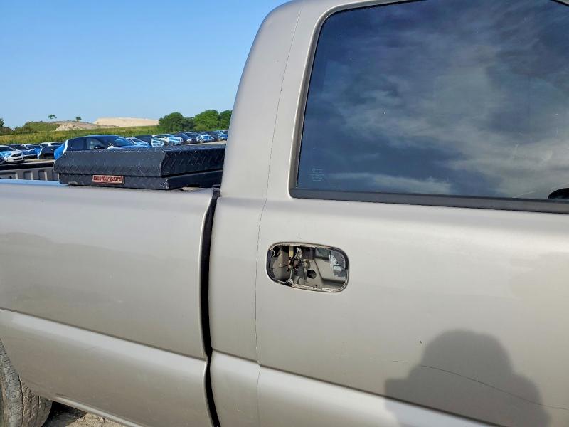 58775336 :رقم المزاد ، 1GCEC14X44Z320076 vin ، 2004 Chevrolet Silverado مزاد بيع
