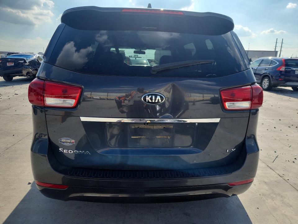 Продажа на аукционе авто 2017 Kia Sedona, vin: KNDMB5C10H6218879, номер лота: 57577296