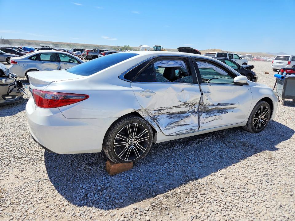 2016 Toyota Camry მანქანა იყიდება აუქციონზე, vin: 4T1BF1FK1GU503749, აუქციონის ნომერი: 56464966