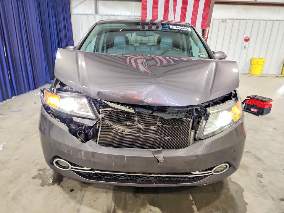 57640006 :رقم المزاد ، 5FNRL5H99FB001589 vin ، 2015 Honda Odyssey مزاد بيع