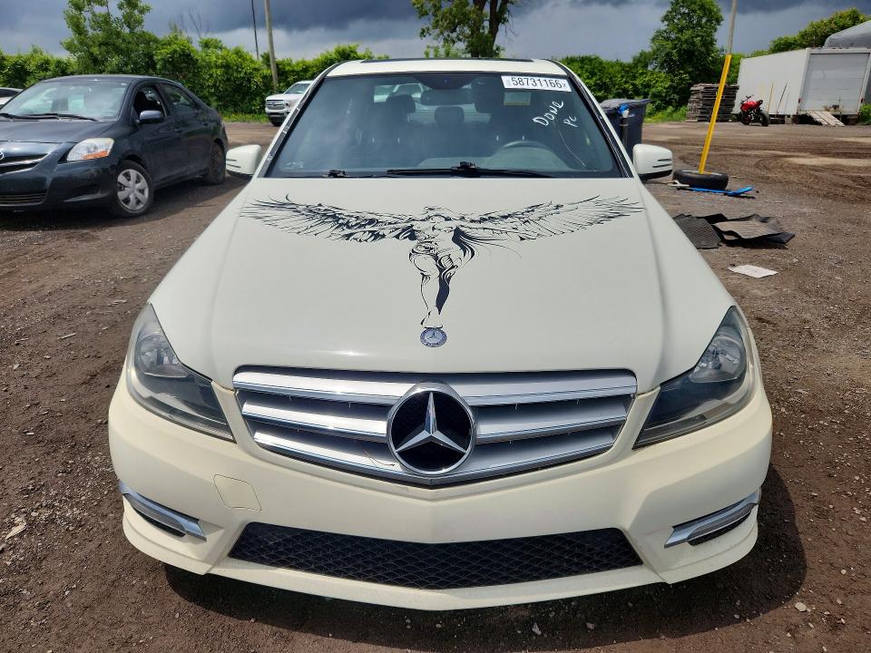 Продажа на аукционе авто 2012 Mercedes-benz C, vin: WDDGF8FB1CA633826, номер лота: 58731166