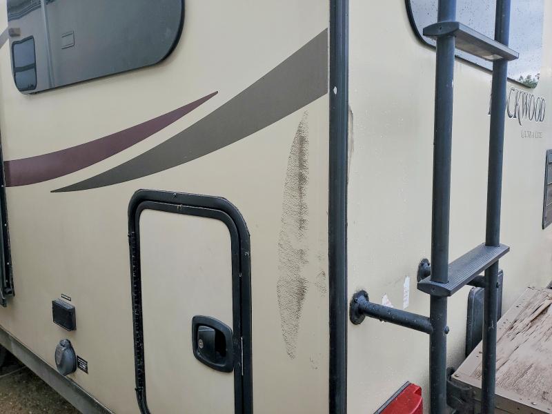 Продажа на аукционе авто 2015 Foresriver Rockwood, vin: 4X4TRLB28FZ133123, номер лота: 57729286