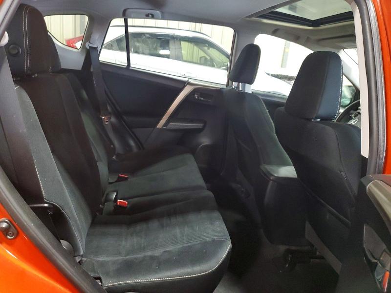 2015 Toyota Rav4 მანქანა იყიდება აუქციონზე, vin: 2T3RFREV5FW302757, აუქციონის ნომერი: 56961546