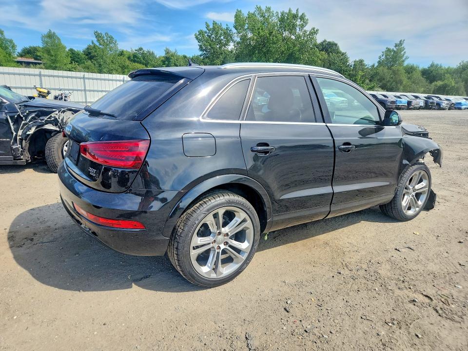 Продажа на аукционе авто 2015 Audi Q3, vin: WA1GFCFS9FR003615, номер лота: 58020206