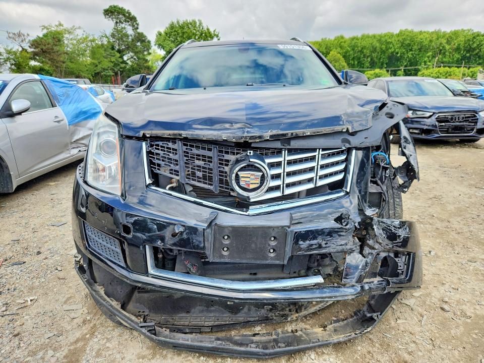 59151356 :رقم المزاد ، 3GYFNCE34DS624926 vin ، 2013 Cadillac Srx مزاد بيع