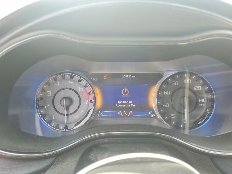 57625126 :رقم المزاد ، 1C3CCCBB8FN755126 vin ، 2015 Chrysler 200 مزاد بيع