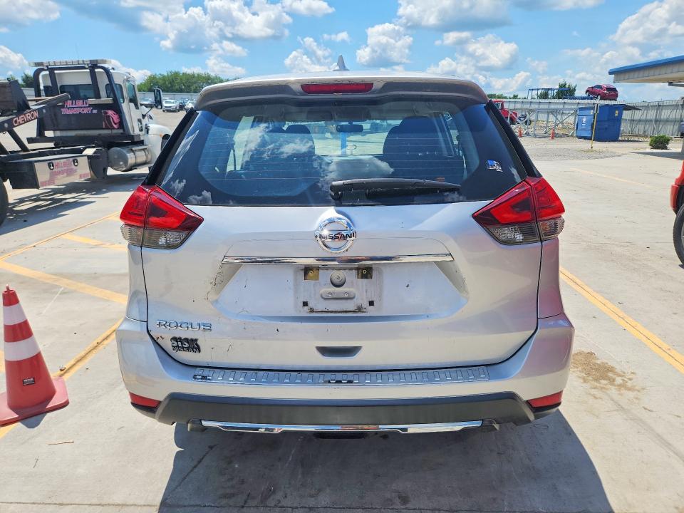 58558236 :رقم المزاد ، KNMAT2MT0HP540172 vin ، 2017 Nissan Rogue مزاد بيع