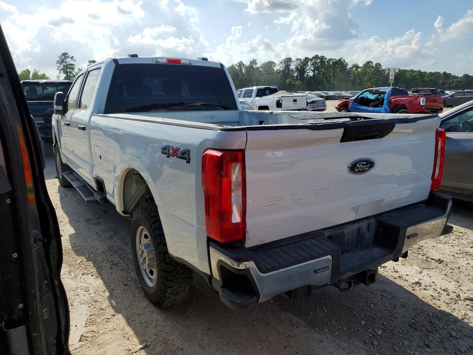 53983596 :رقم المزاد ، 1FT8W3BA9PED63757 vin ، 2023 Ford F350 مزاد بيع